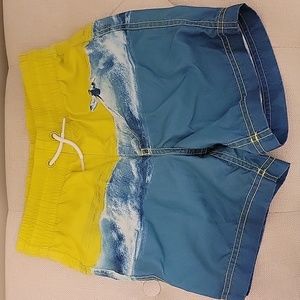 Old Navy Boys Swim Trunks | Size 6-7 | Smoke-Free Home